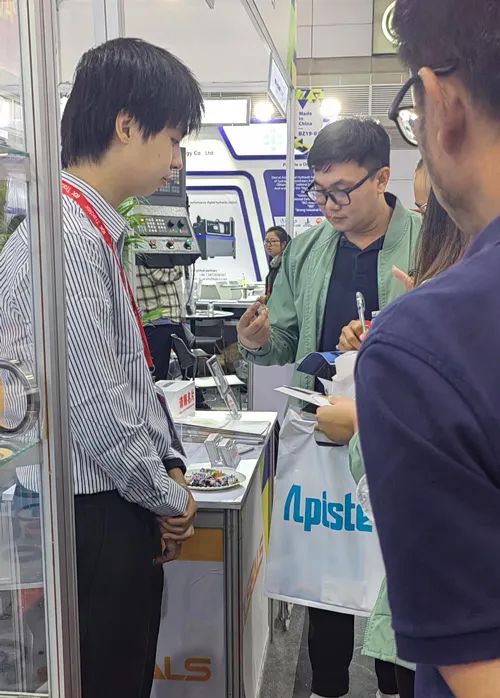 泰國(guó)展覽會(huì)精彩瞬間2